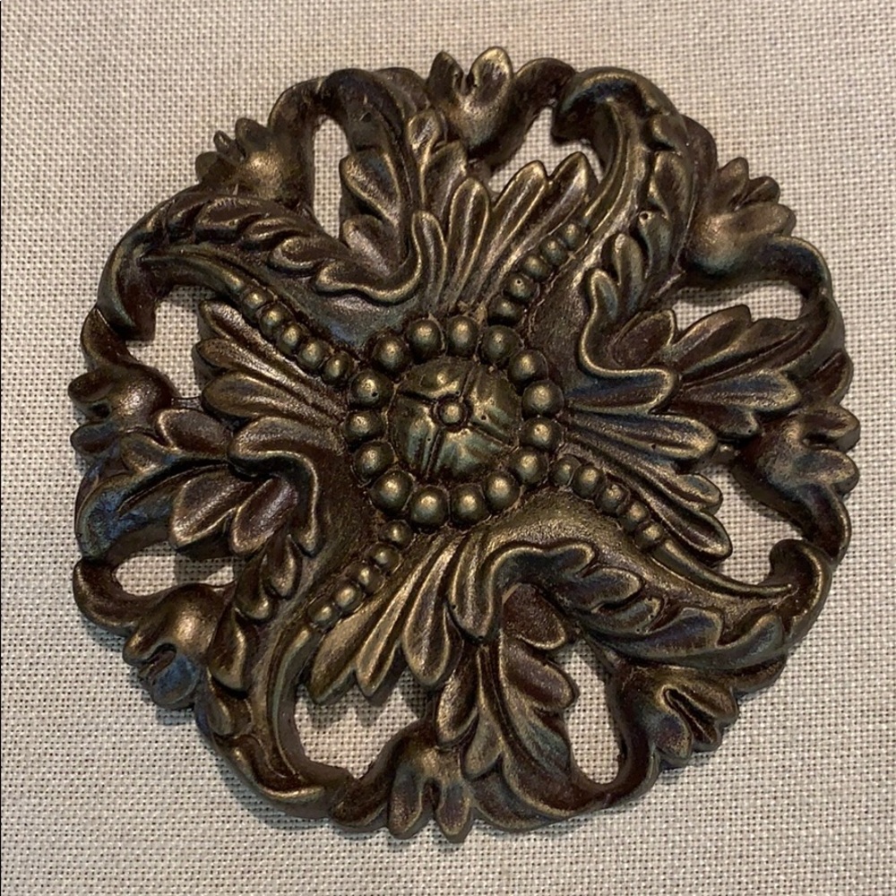 Carved Decorative Rosette Appliqués (Set of 6)